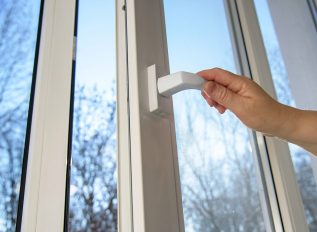 Fenster wird geöffnet